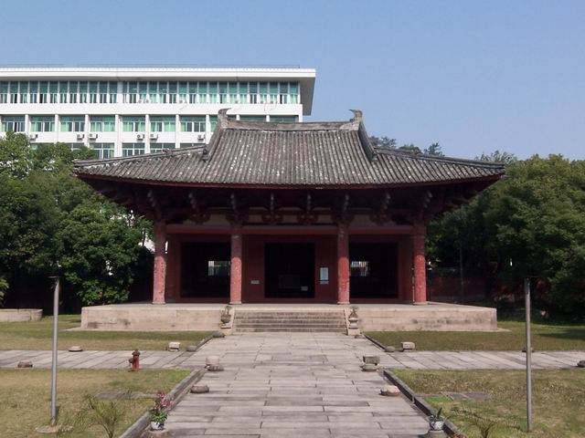 華林寺大殿正面