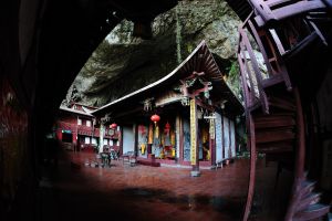 大雄宝殿 徐希景 摄 大雄宝殿 徐希景 摄