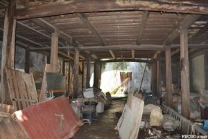 第三进二层仓库，原为茶叶加工、储存场所（来源：欧阳芬女士提供，摄于2011年7月）