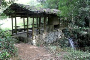 六锦官山桥(止于至善摄于2015年10月) 六锦官山桥(止于至善摄于2015年10月)