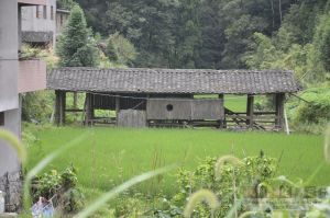 贤武亭桥远望(穆睦拍摄于2015年8月) 贤武亭桥远望(穆睦拍摄于2015年8月)