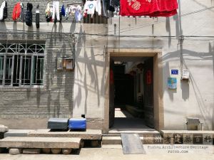 螺洲店前村江墘埕13号清代民居大门，从南向北拍摄（来源：林轶南摄于2018年5月）