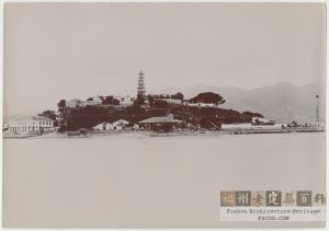 1900年左右拍摄的罗星塔及周边建筑群（来源：林轶南收藏）