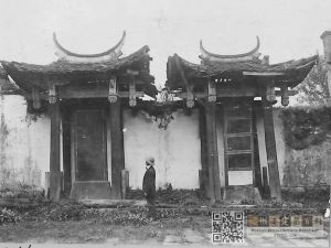 1900-30年间拍摄的贡院碑亭（UMC Digital Galleries）