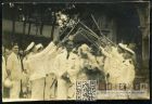 1924年10月21日，F. M. Walsham（海关税务司华善之女）与英国海军中校H. N. Lake在福州石厝教堂举行婚礼（来源：林轶南收藏）