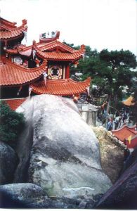 青牛入寺----鼓楼  火燄山2002