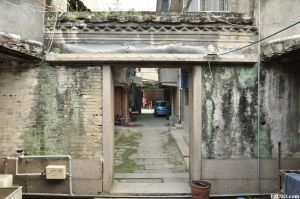 大门内侧(拍摄:红衣棒糖人/2014.8) 大门内侧(拍摄:红衣棒糖人/2014.8)