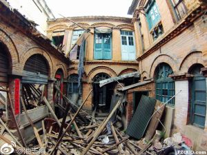 拆毁后的内部洋楼（拍摄：池志海/2014）