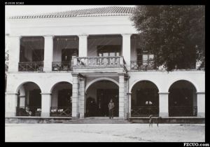 1890年拍摄的乐群楼正立面（来源：布里斯托尔大学 / J.S.Oswald的照片集）