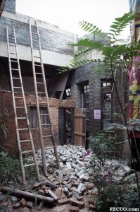 仓观顶巷12号附属楼倒塌（拍摄：池志海2013）