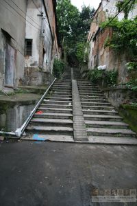 梅坞民国巷道阶梯（来源：严可清摄于2010年4月）