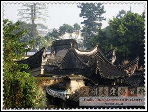 修复前的高爷庙（拍摄：穆睦/2010）
