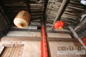 梁厝梁敬魁祖居梁架（严可清摄于2010年1月/仓山区文体局提供）