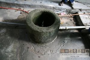 洪光瓦埕祠堂井（严可清摄于2009年11月/仓山区文体局提供）