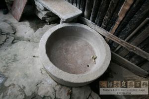 石盂（严可清摄于2009年11月/仓山区文体局提供）