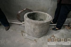 洪光瓦埕长茂井（严可清摄于2009年11月/仓山区文体局提供）