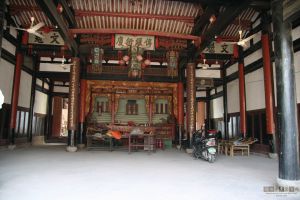 濂江林济斋祠主殿（从南到北）（来源：严可清摄于2009年6月）
