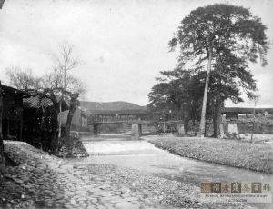 万安桥1890年代旧照（来源：布里斯托大学）