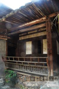 齐宝厝侧面美人靠（小飞刀 摄 2019年8月）