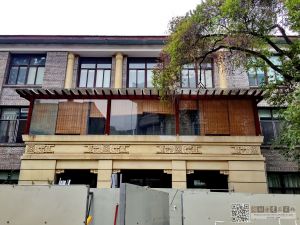 南面中央门廊及壁柱（几雨&nbsp;摄于2020.8）