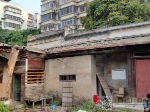 程厝里一进院东侧墙檐灰塑（ABC摄于2021.03）