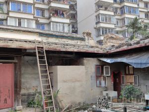 程厝里一进院东侧墙檐灰塑（ABC摄于2021.03）